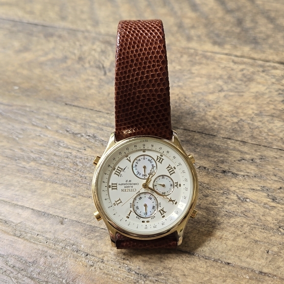 Citizen Gold and Brown Men's Watch - Picture 2 of 5